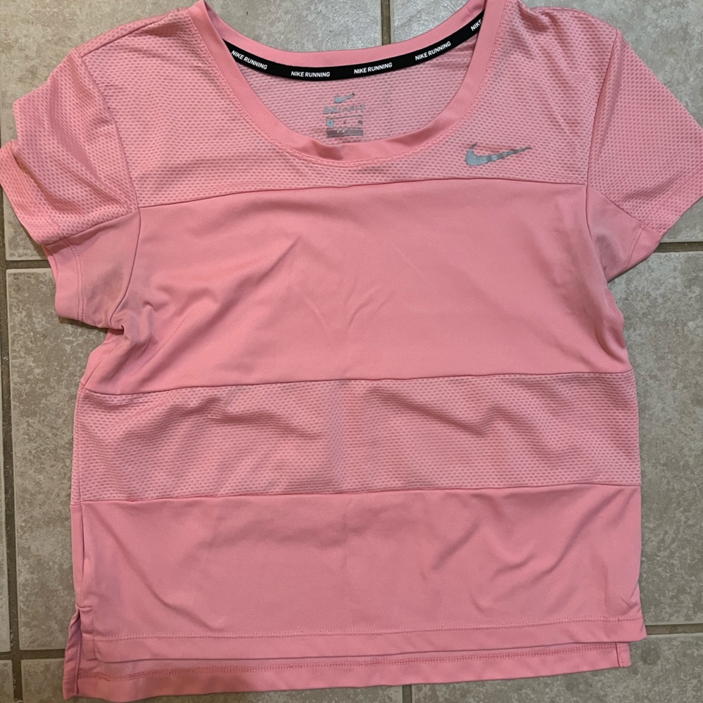 Nike dry fit T-shirt size S